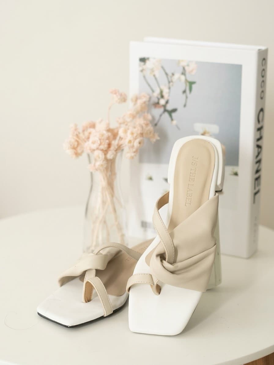 Waves Sandals - Beige